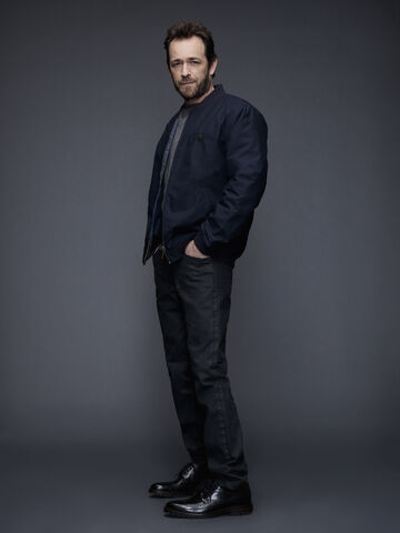 File:Fred Andrews Promotional Photo.jpg