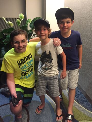 File:Peter, Jacob & JakeTremblay.jpg