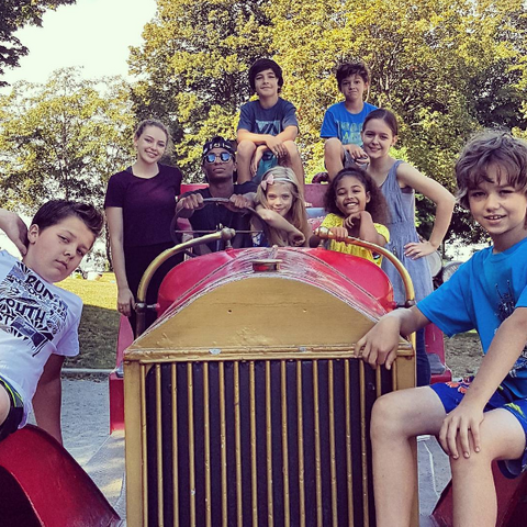 File:Cast5.png