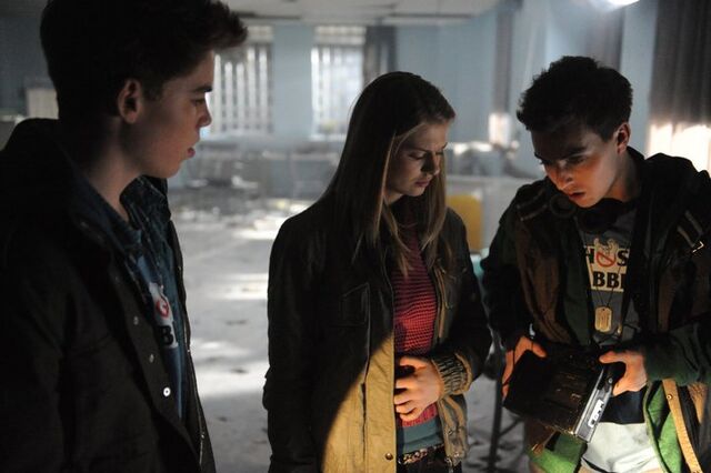 File:Lightsout04.jpg