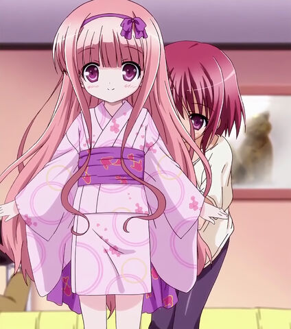 File:Hinata Yukata 02.jpg
