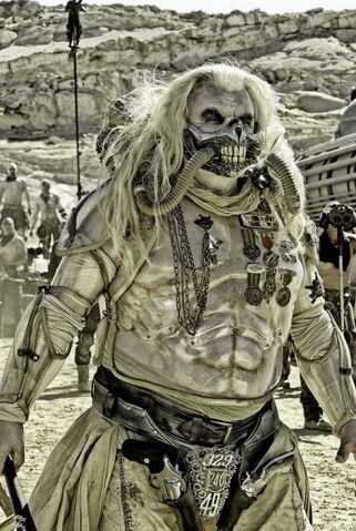 File:Ss-mad-max-fury-road-158b.jpg