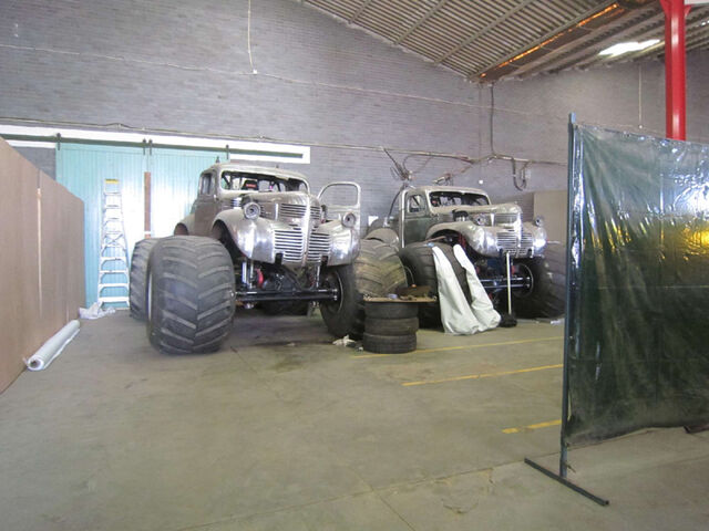 File:Both trucks.jpg
