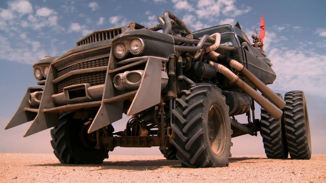 File:Car-madmax-31g.jpg