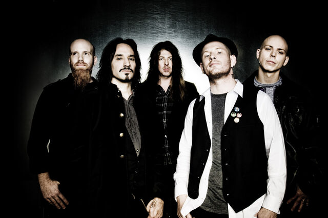 File:Stone-sour.jpg