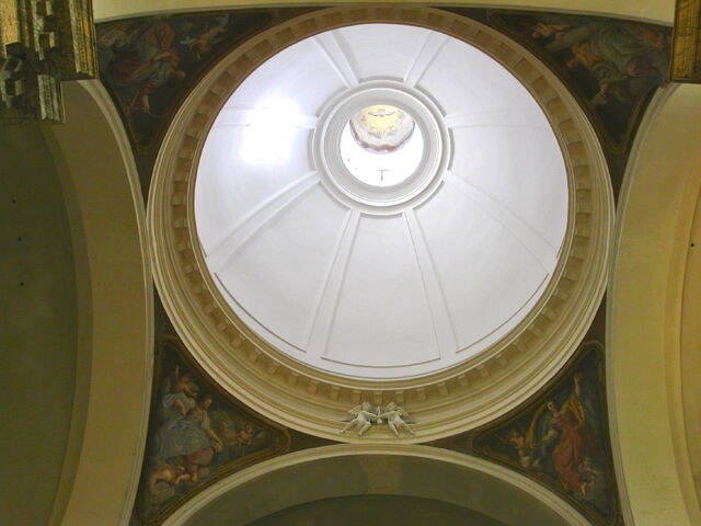 File:2011 Ambrogio, dome.jpg