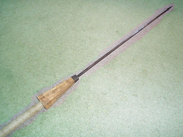 Datei:Pilum lg.jpg