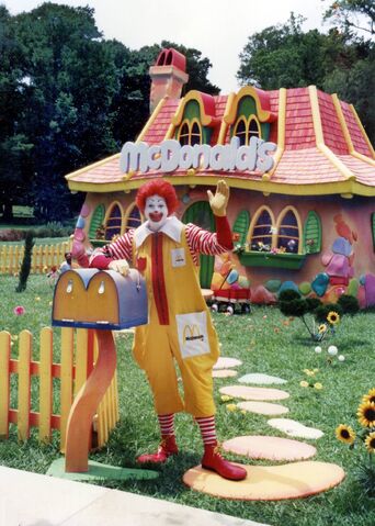 File:Ronald's House.jpg