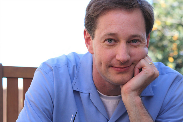 File:Dave Hussey 3.png
