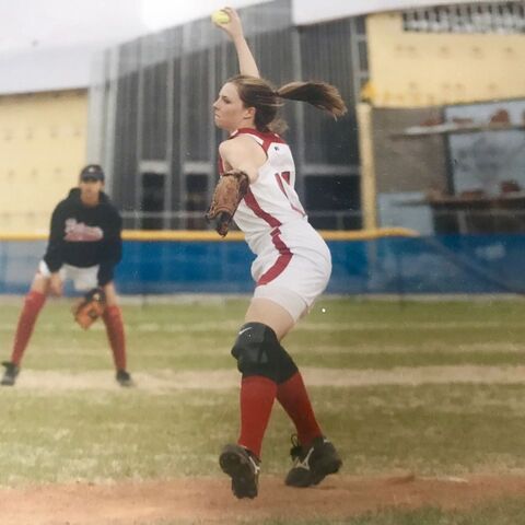 File:Lindsay Softball1.jpg