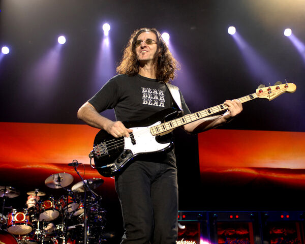 File:Geddy 2008.jpg