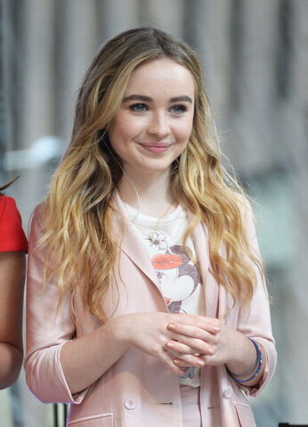 File:Sabrina Carpenter8.jpg