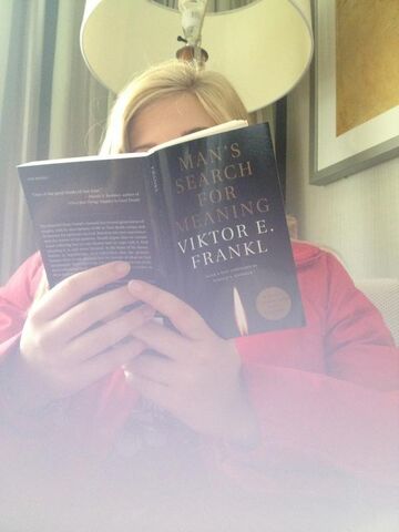 File:Jennette reading a book.jpg