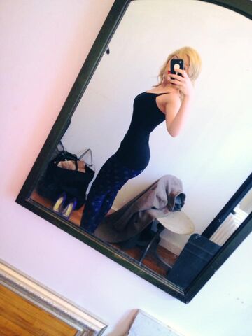 File:Jennette mirror sideview Feb 28, 2013.jpg