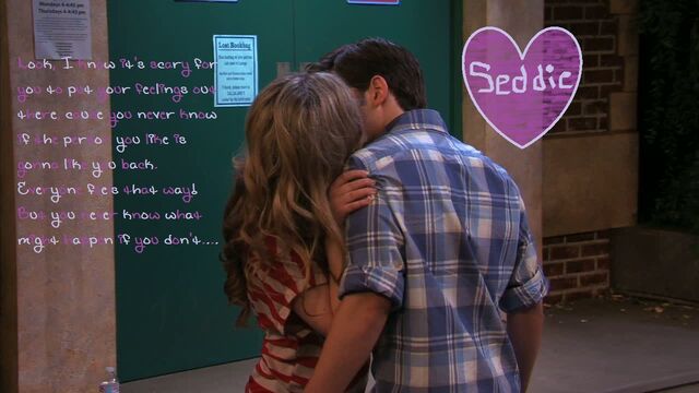 File:Seddie kiss.jpg