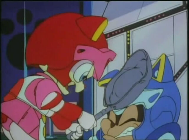 File:Polly and frying pan (episode 5 - 4).jpg