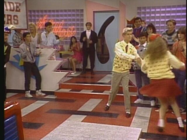 File:DanceatMax.jpg