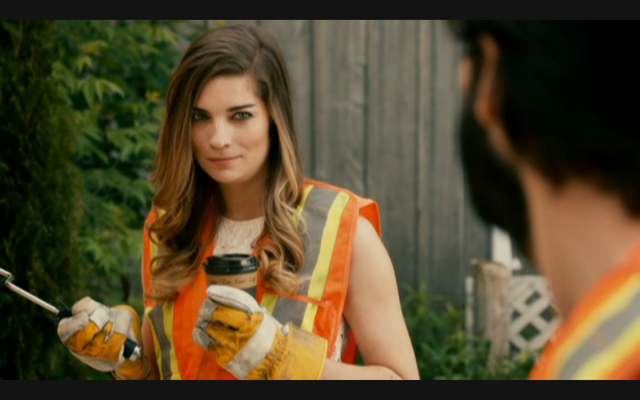 File:Schitts-creek-1x07-4.png