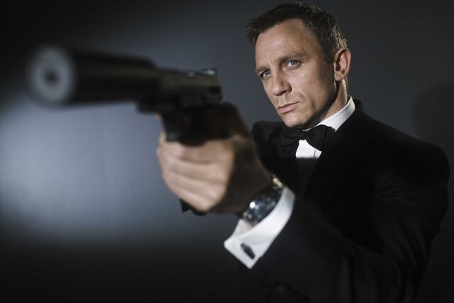 File:James Bond Daniel Craig.jpg