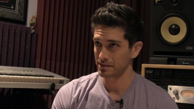 File:Josh Keaton.png