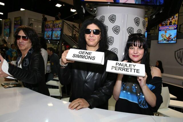 File:Scooby-Doo-Rock-And-Roll-SDCC-2015-2.jpg