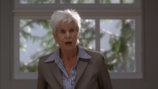 File:Receptionist (Mystery Begins).png