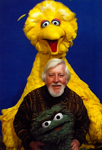 File:Caroll,BigBirdandOscar.jpg