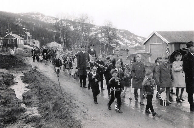 File:17. mai 2.jpg