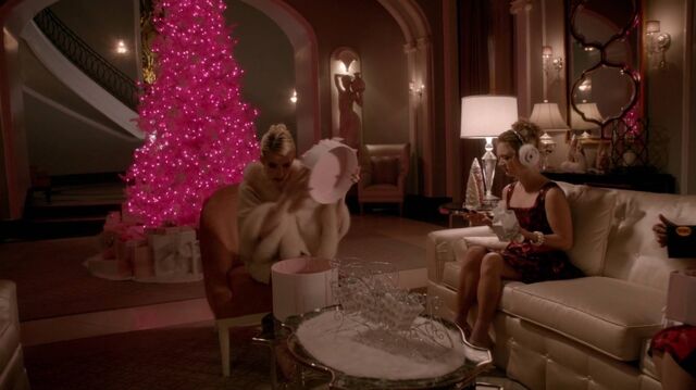 File:Normal ScreamQueens111 0089.jpg