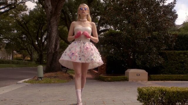 File:Normal ScreamQueens112 1009.jpg