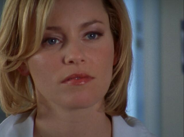 File:5x24-Kim Stares.jpg