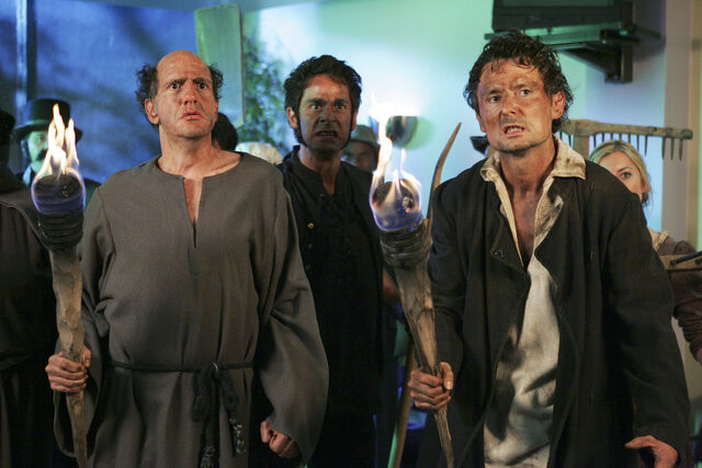 File:6x9 Ted and peasants.jpg