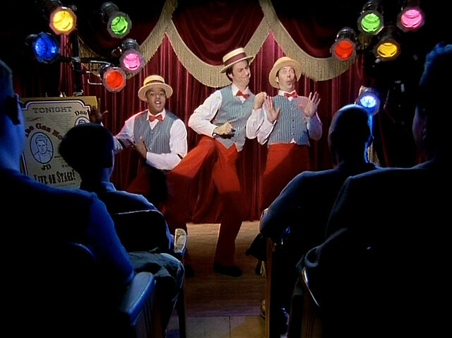 File:3x5 fart show.jpg