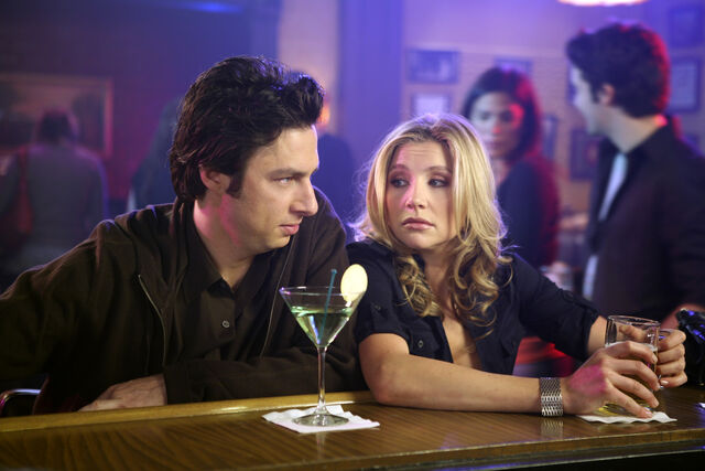 File:6x18 JD and Elliot.jpg