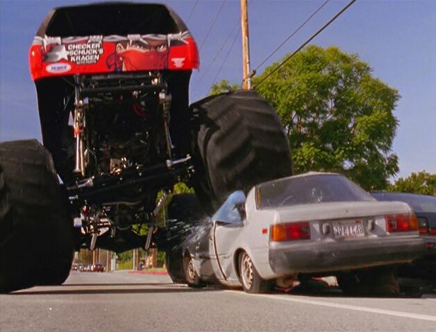 File:5x15-Monster Truck.jpg