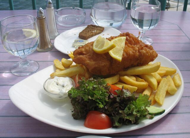 File:Fish and chips (crop).jpg