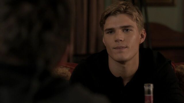 File:Jake beneath5.jpg