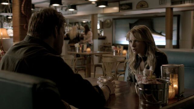 File:101SecretCircle1389.jpg