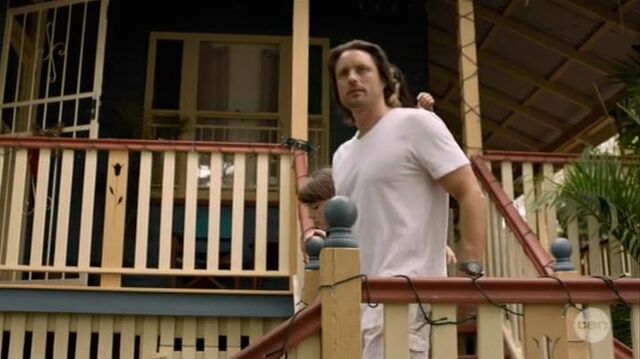 File:Australian Series-1x01-17.jpg
