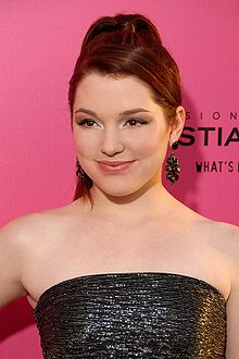 File:Jennifer Stone.jpg