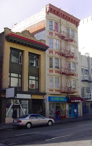 Ellis hotel