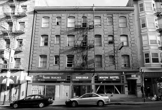 File:Winton Hotel.jpg