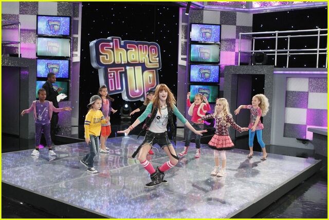 File:Glitz It Up 018.jpg