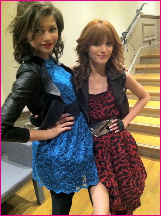 Image - Bella-Thorne-Z...