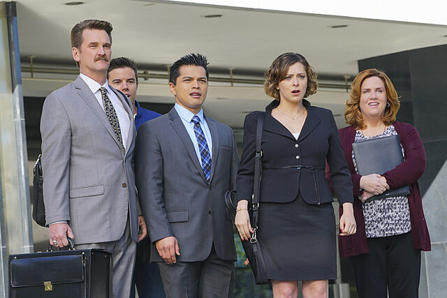 File:1x13 Promotional photo 8.jpg