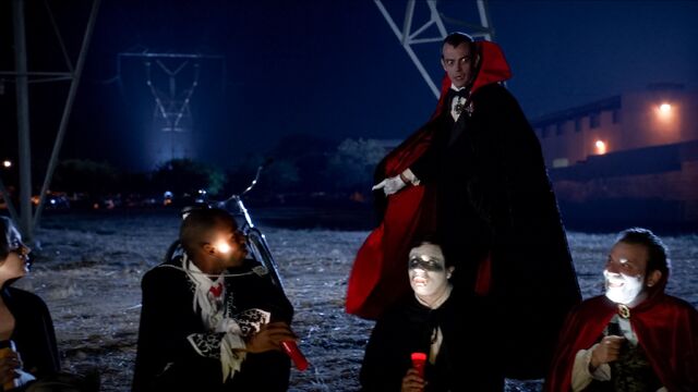 File:Vampire Weekend .jpeg