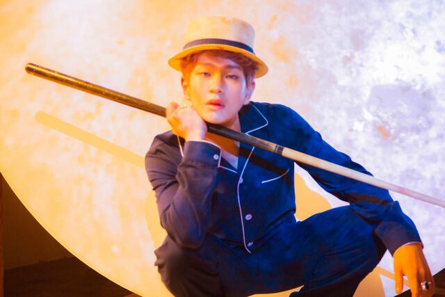 File:Onew odd teaser.jpg