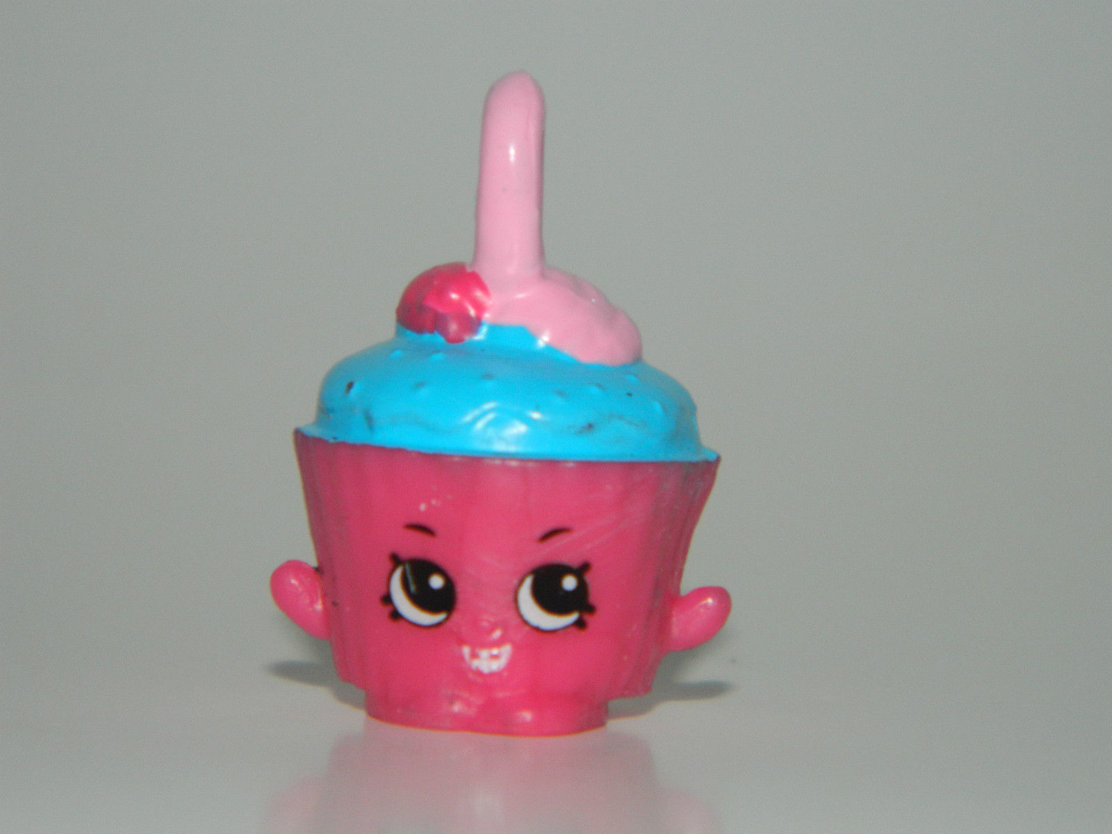 Shopkins Cupcake Chic Galerie Didées Dimages De Gâteau