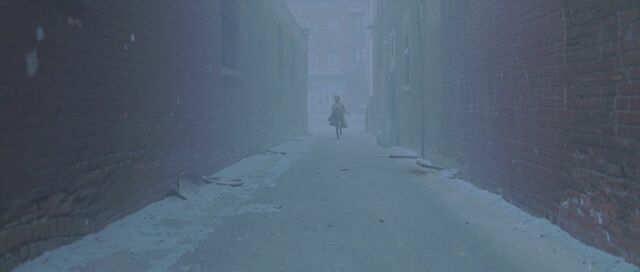File:In the alley.jpg