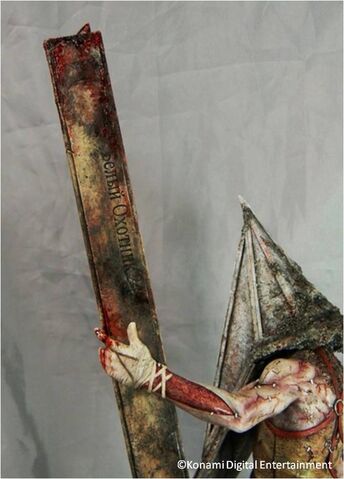 File:Whitehunterstatue3.jpeg